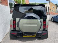 LAND ROVER DEFENDER 90