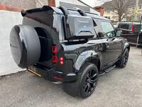 LAND ROVER DEFENDER 90